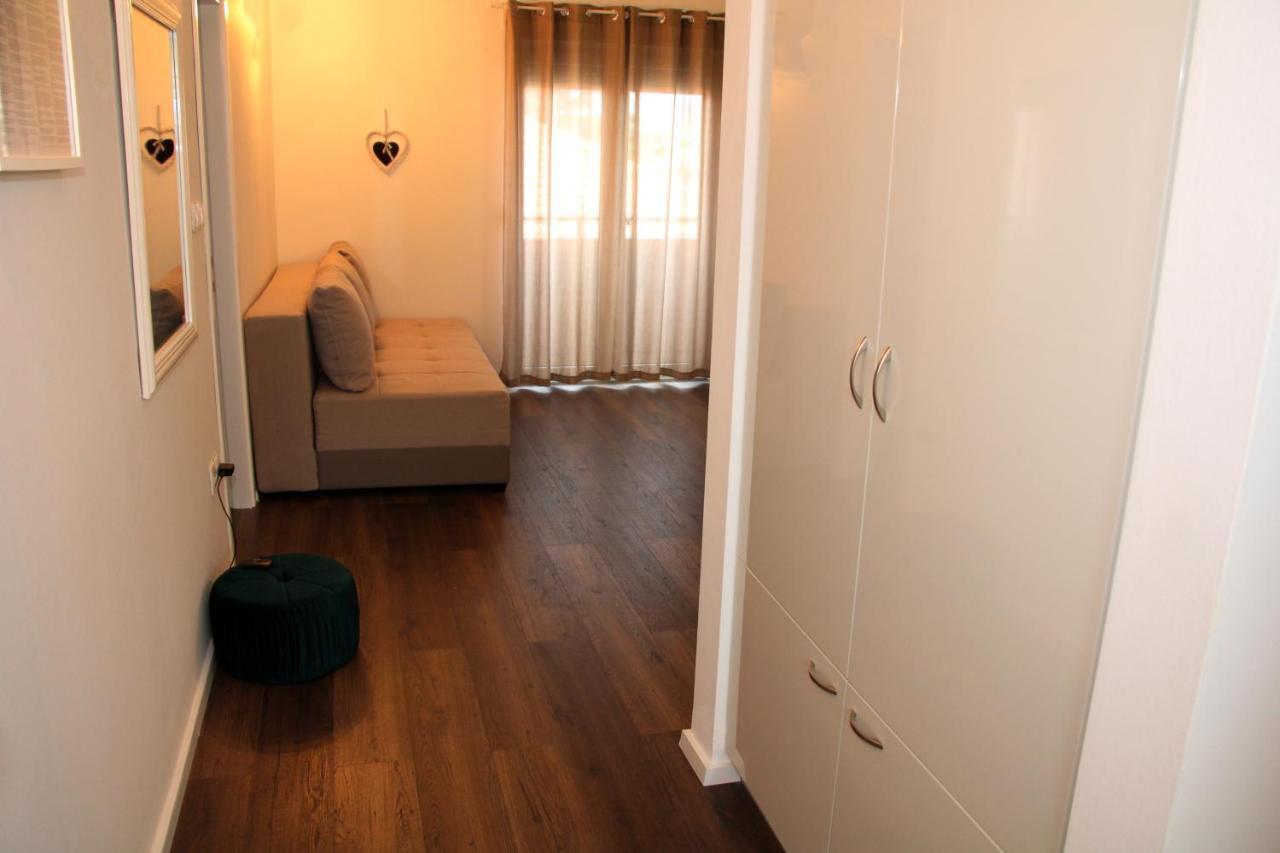Apartments Meri-Puntamika ザダル エクステリア 写真