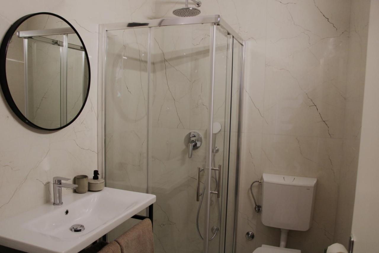 Apartments Meri-Puntamika ザダル エクステリア 写真