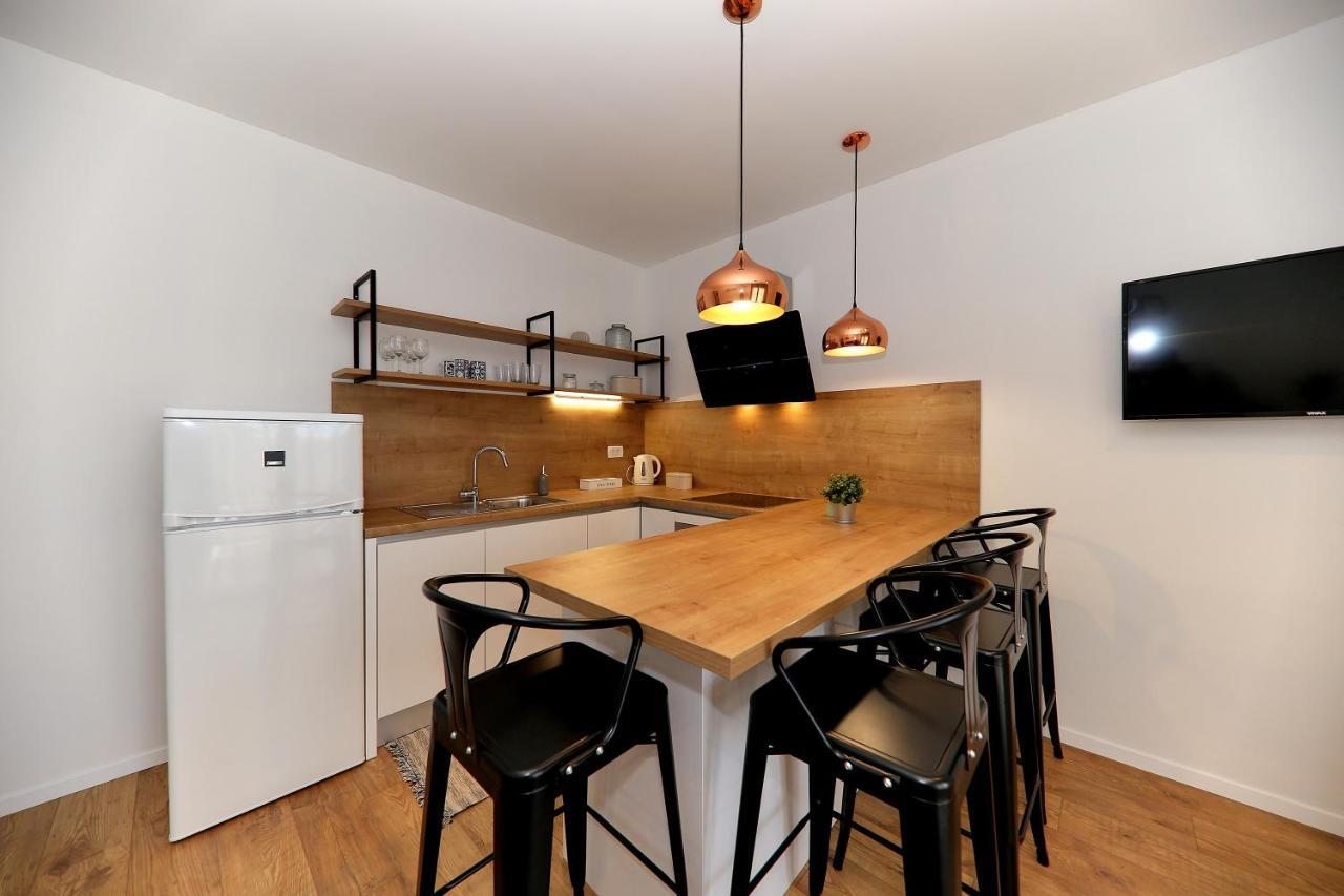 Apartments Meri-Puntamika ザダル エクステリア 写真