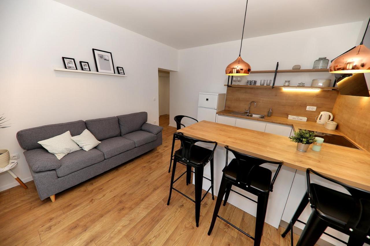 Apartments Meri-Puntamika ザダル エクステリア 写真